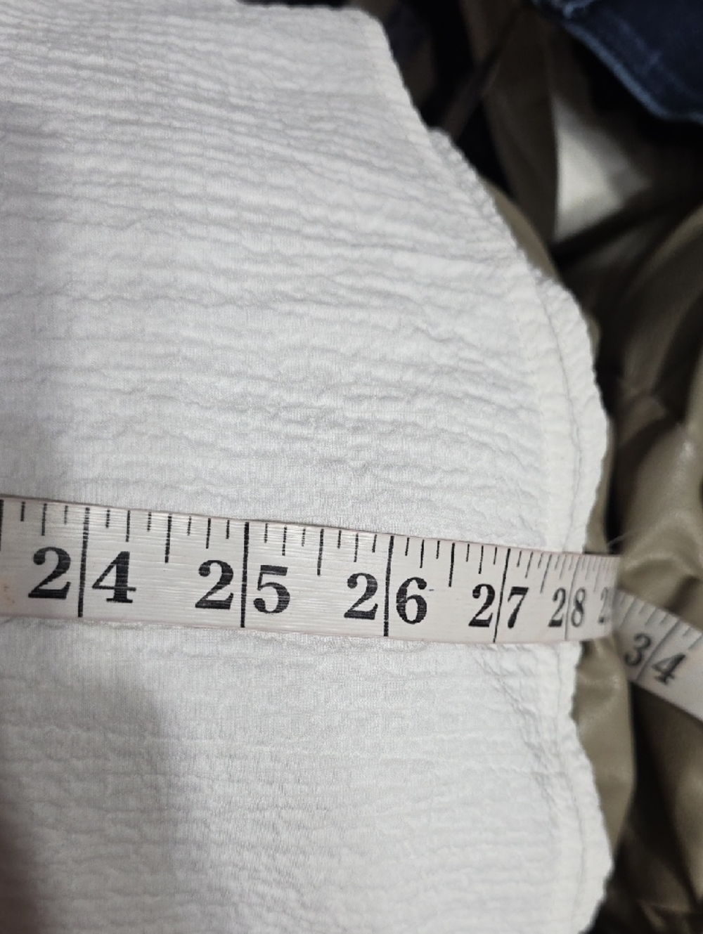 Calvin Klein Womens Blouse White V-Neck Peasant Style Lightweight Flowy Sz L EUC - Picture 9 of 11